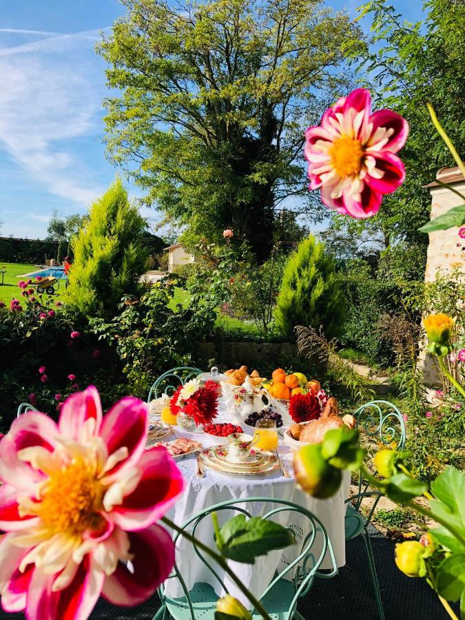 Bed and Breakfast La Plaine De L'Angelus Chailly-en-Biere Exterior foto